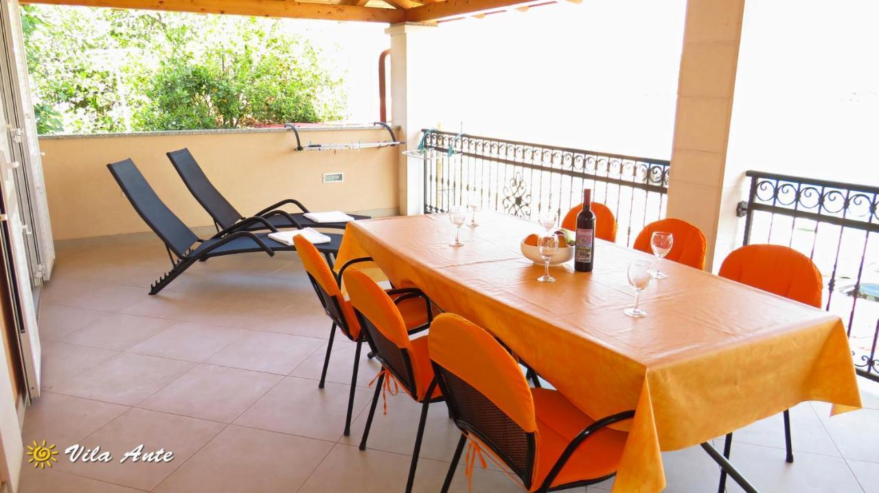 Apartments Villa Ante Grebastica Exterior photo