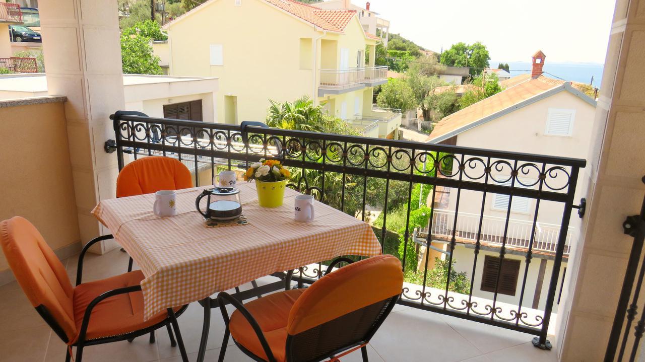Apartments Villa Ante Grebastica Exterior photo